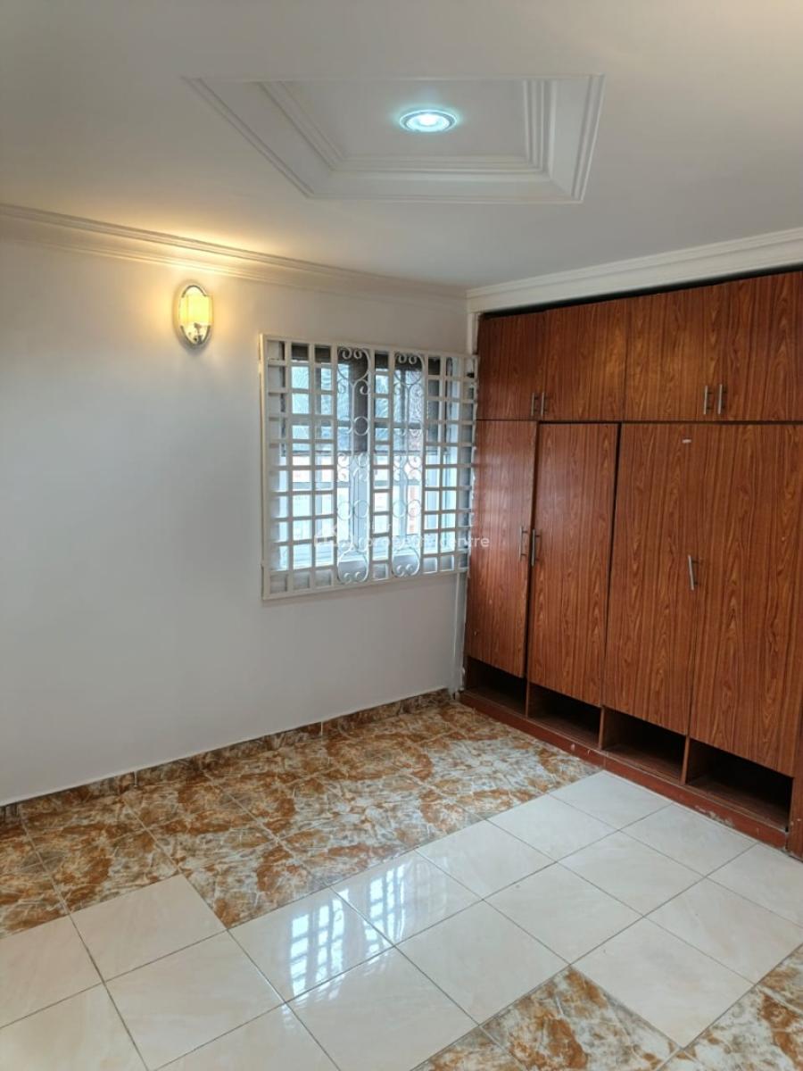 a Very Good Spacious 3-bedroom Flat, Zone 3, Wuse, Abuja, Flat / Apartment for Rent