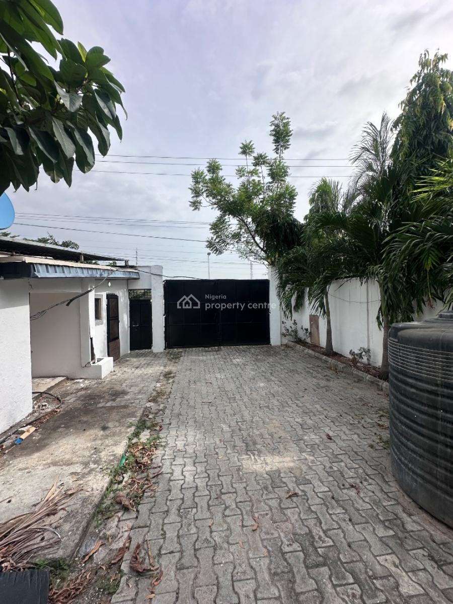 Investors Steal: 4-bedroom Self Compound Terrace  Duplex +bq+gate Hse, Lekki Phase 1, Lekki, Lagos, Terraced Duplex for Sale