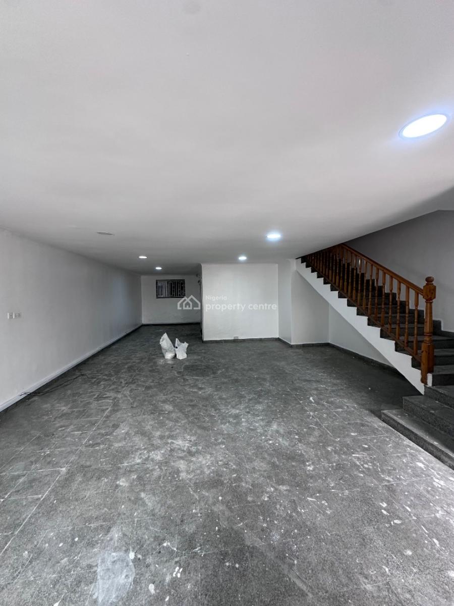 Investors Steal: 4-bedroom Self Compound Terrace  Duplex +bq+gate Hse, Lekki Phase 1, Lekki, Lagos, Terraced Duplex for Sale