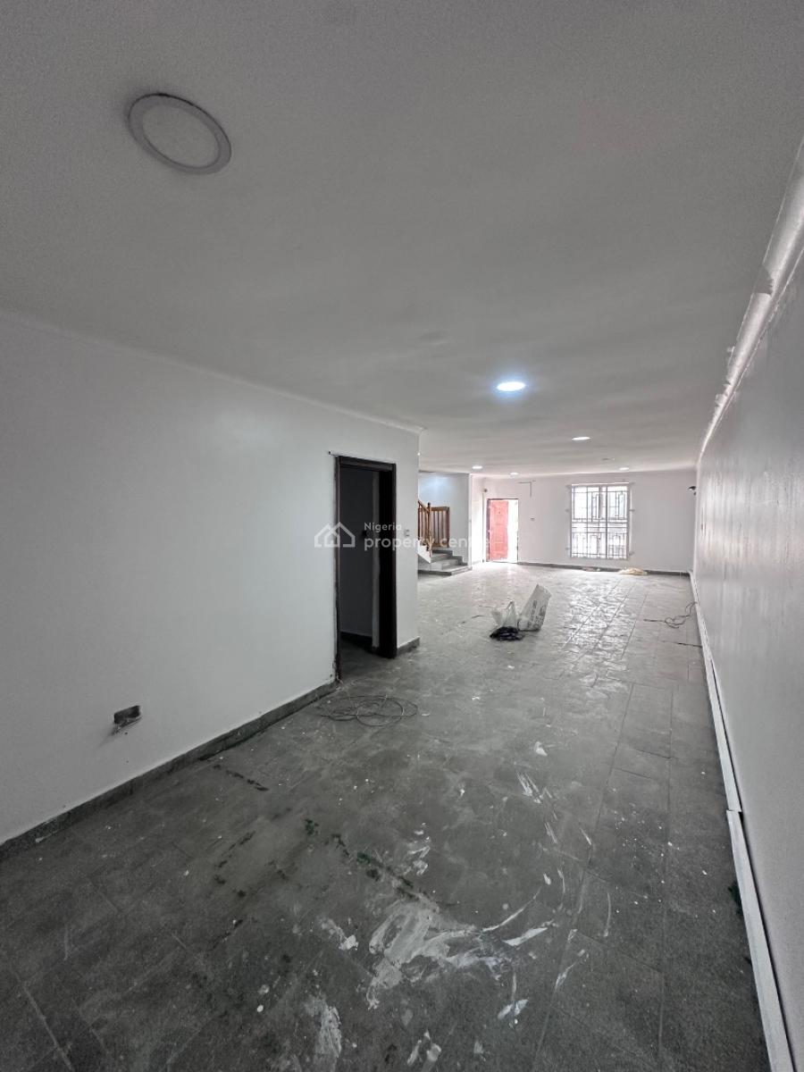 Investors Steal: 4-bedroom Self Compound Terrace  Duplex +bq+gate Hse, Lekki Phase 1, Lekki, Lagos, Terraced Duplex for Sale