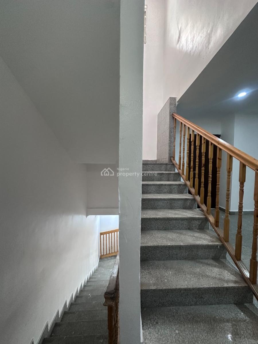 Investors Steal: 4-bedroom Self Compound Terrace  Duplex +bq+gate Hse, Lekki Phase 1, Lekki, Lagos, Terraced Duplex for Sale