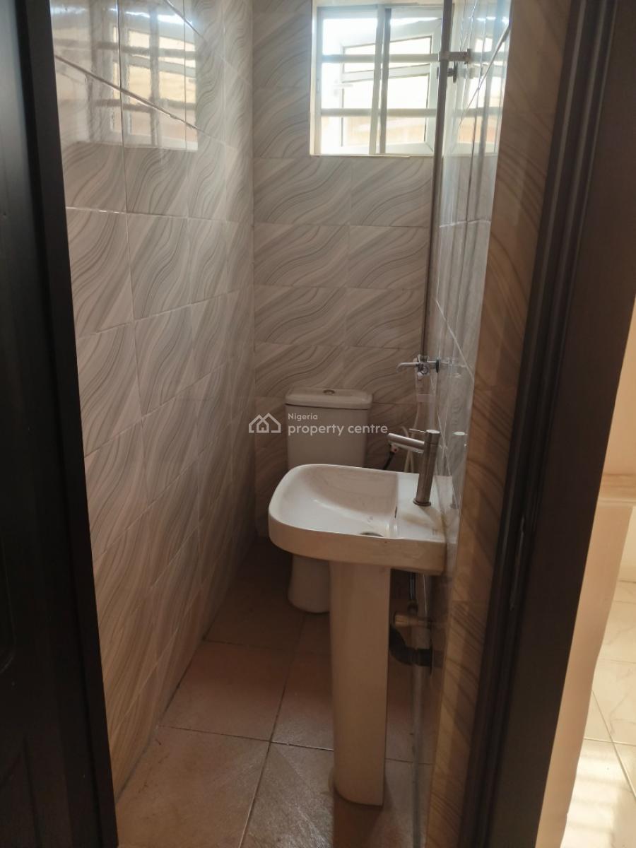2 Beds Flat All Rooms Ensuite on Third Floor for Commerce & Residence, Pedro, Gbagada, Lagos, Flat / Apartment for Rent