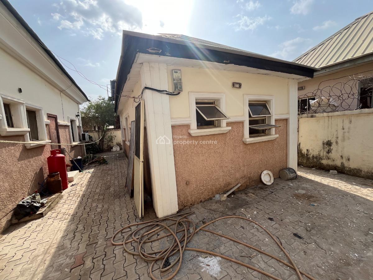 1 Bedroom Apartment (bq) in an Estate, Apo, Abuja, Detached Bungalow for Rent