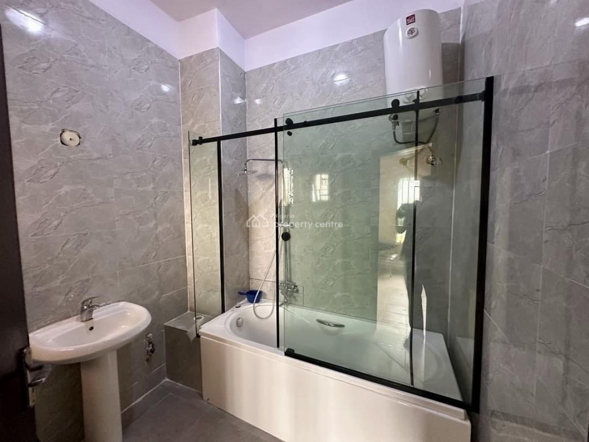 Serviced 4-bedroom Semi-detached Duplex with Water View, Ikoyi, Lagos, Semi-detached Duplex for Rent