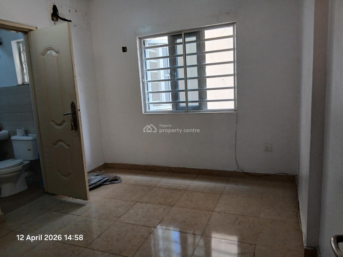 a Lovely Spacious 3 Bedroom Flat with Bq, Off Herbert Macaulay Way, Alagomeji, Yaba, Lagos, Flat / Apartment for Sale