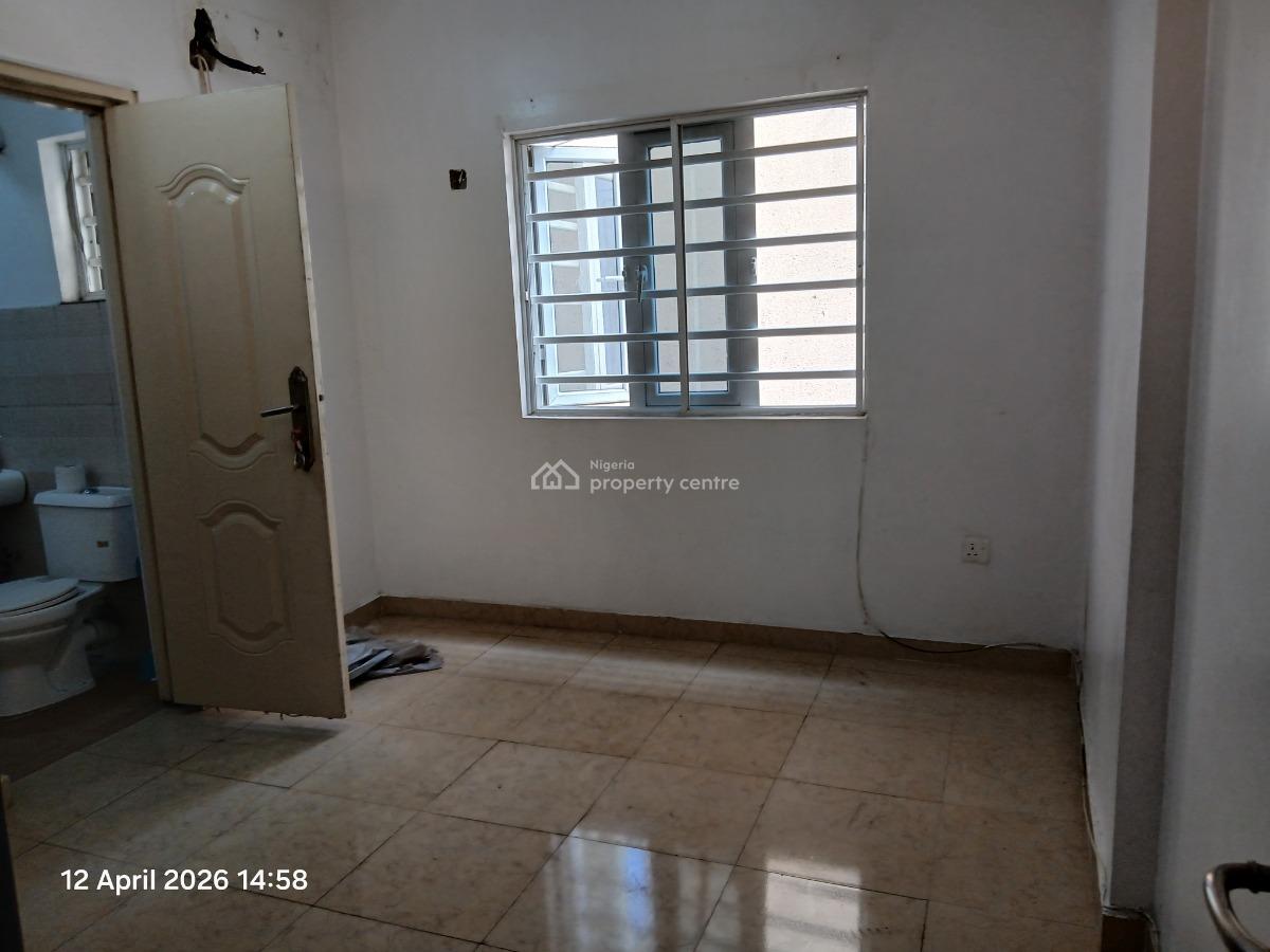 a Lovely Spacious 3 Bedroom Flat with Bq, Off Herbert Macaulay Way, Alagomeji, Yaba, Lagos, Flat / Apartment for Sale