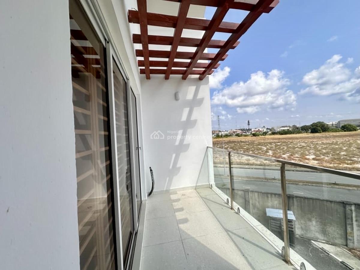 -	Spacious 4-bedroom Duplex with Premium Finishes, Chevron, Lekki, Lagos, Semi-detached Duplex for Rent