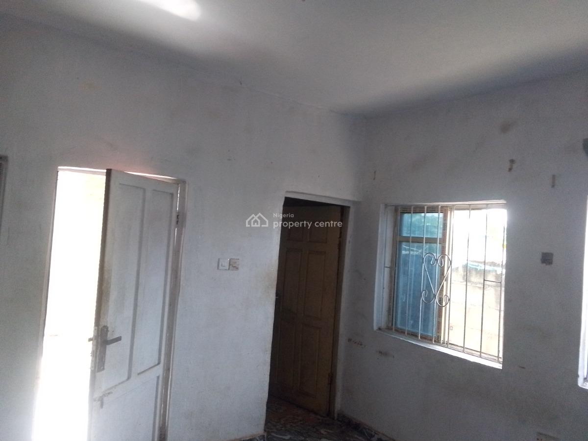 Spacious Luxury 1 Bedroom Flat with Excellent Features, Newtown Estate Ogombo, Ogombo, Ajah, Lagos, Mini Flat (room and Parlour) for Rent