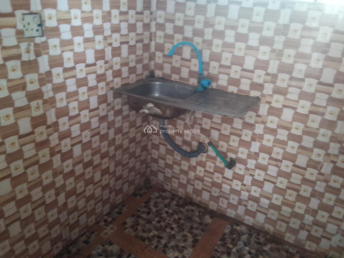 Spacious Luxury 1 Bedroom Flat with Excellent Features, Newtown Estate Ogombo, Ogombo, Ajah, Lagos, Mini Flat (room and Parlour) for Rent