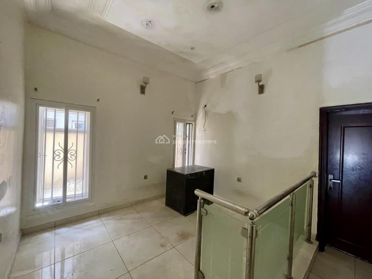 Spacious 5-bedroom Detached Duplex with Commercial Potential, Lekki Phase 1, Lekki, Lagos, Detached Duplex for Rent