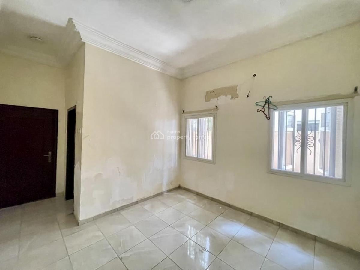 Spacious 5-bedroom Detached Duplex with Commercial Potential, Lekki Phase 1, Lekki, Lagos, Detached Duplex for Rent