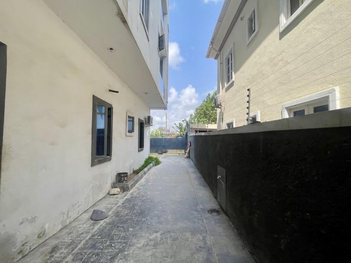Secure & Serviced 2-bedroom Apartment, Scheme 2, Ajah, Lagos, Flat / Apartment for Rent