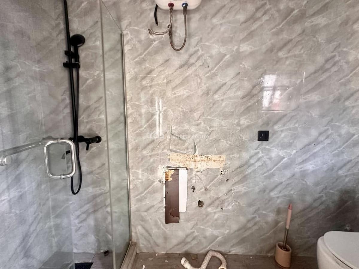 Spacious 2-bedroom Apartment with Fitted Kitchen, Igbo Efon, Lekki, Lagos, Flat / Apartment for Rent