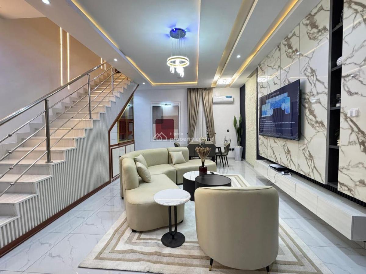 Smart Luxury Two Bedroom Apartment with * *swimming Pool and Ps5, Lekki Phase 1, Lekki, Lagos, Flat / Apartment Short Let