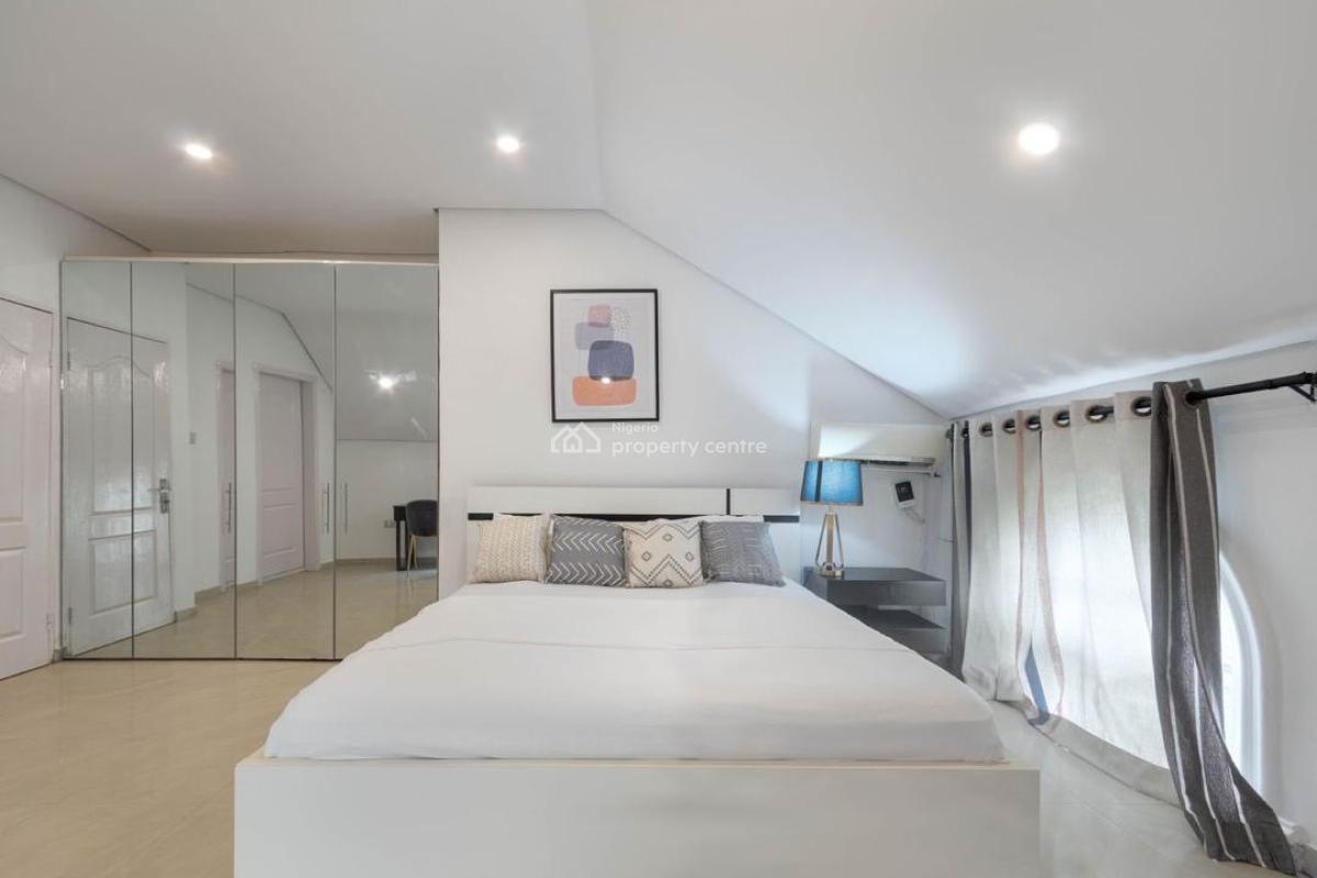 Smart Luxury Two Bedroom Apartment with * *swimming Pool and Ps5, Lekki Phase 1, Lekki, Lagos, Flat / Apartment Short Let