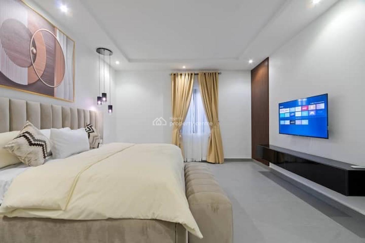 Smart Luxury Two Bedroom Apartment with * *swimming Pool and Ps5, Lekki Phase 1, Lekki, Lagos, Flat / Apartment Short Let