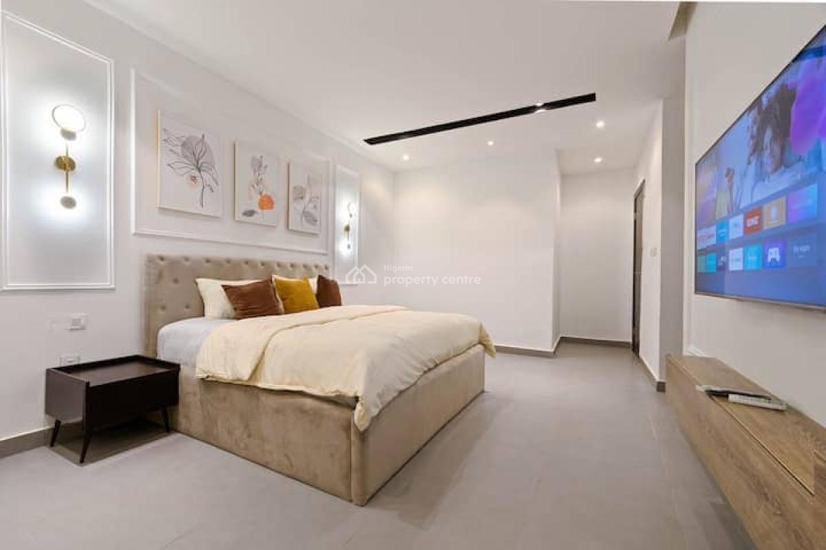 Smart Luxury Two Bedroom Apartment with * *swimming Pool and Ps5, Lekki Phase 1, Lekki, Lagos, Flat / Apartment Short Let