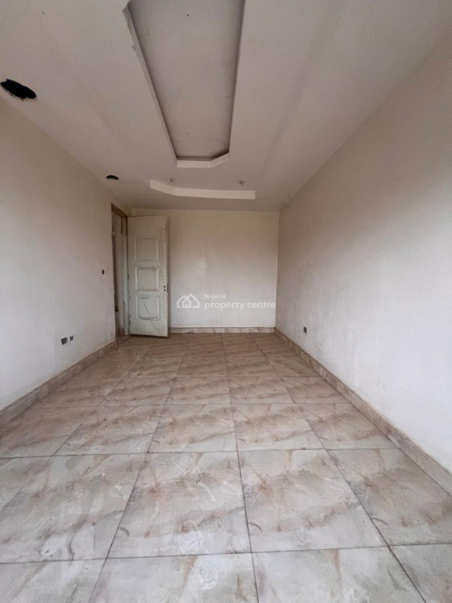 a Brand New Spacious 3-bedroom Flat, Idu-karmo Abuja, After Nizamiyel Hospital ( Turkish Hospital), Karmo, Abuja, Flat / Apartment for Sale