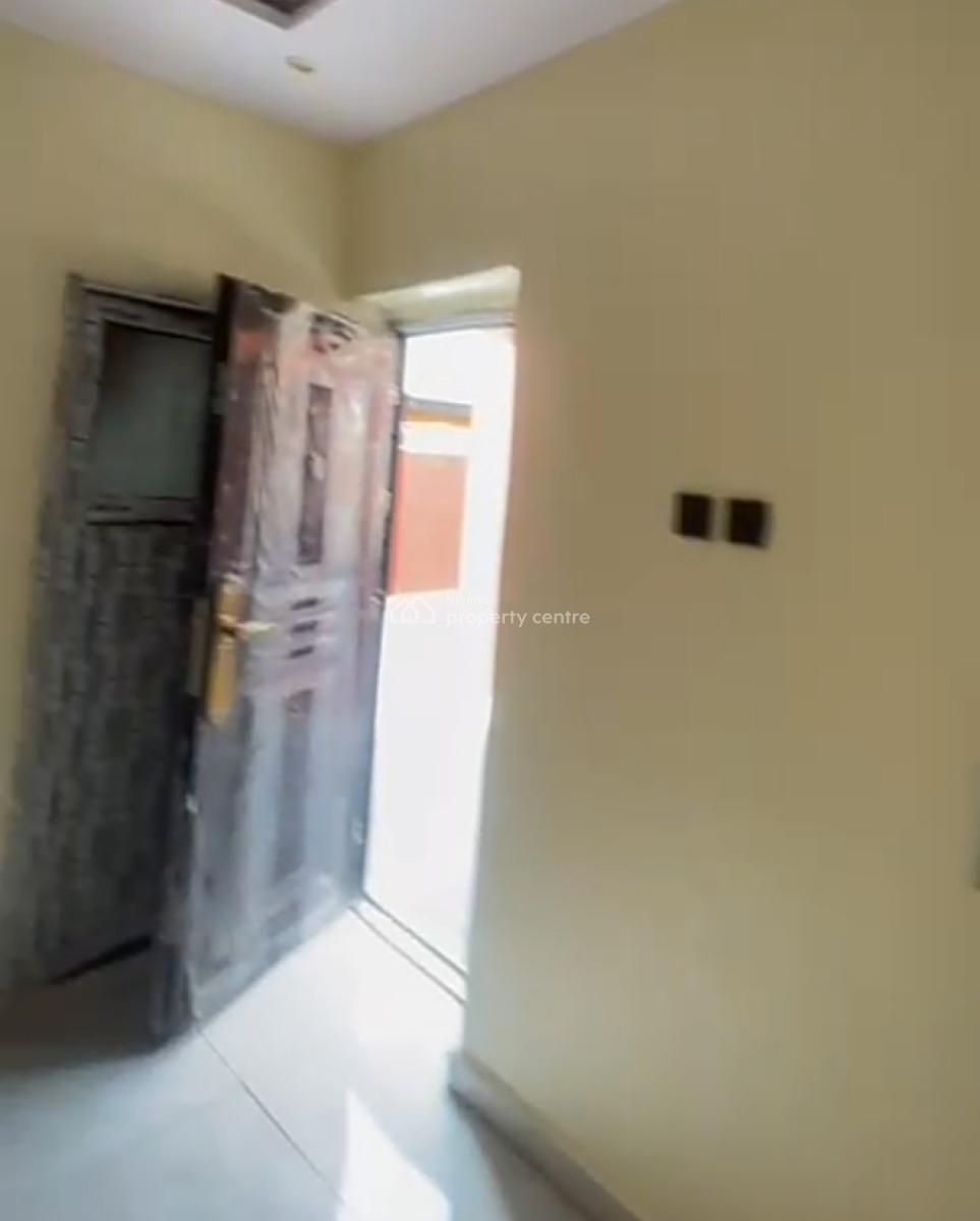 Newly Built Room Selfcon at Sun View Estate { Video}, Sun View Estate, Sangotedo, Ajah, Lagos, Self Contain (single Rooms) for Rent