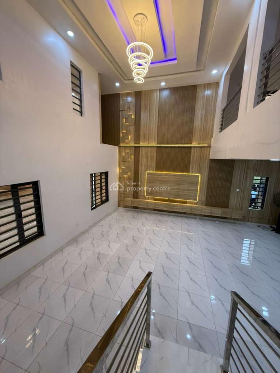 Luxury 5 Bedrooms Duplex and 1 Bedroom Studio Attached, Ogheghe, Sapele Road, Oredo, Edo, Semi-detached Duplex for Sale