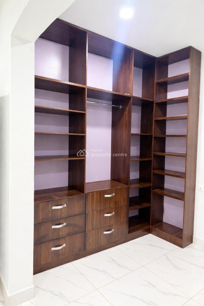 Luxury 5 Bedrooms Duplex and 1 Bedroom Studio Attached, Ogheghe, Sapele Road, Oredo, Edo, Semi-detached Duplex for Sale