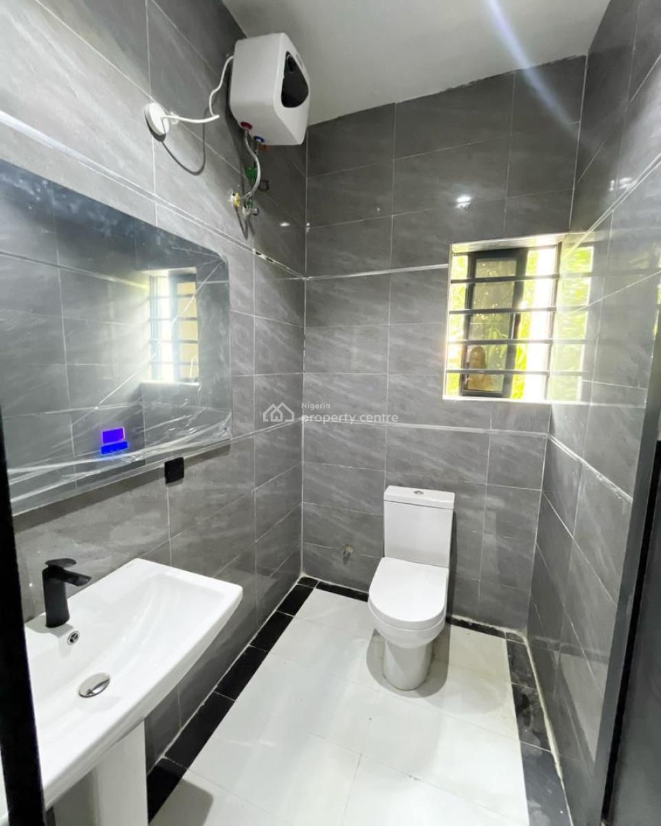 3 Bedroom Apartment + Bq, Lekki Phase 1, Lekki, Lagos, Flat / Apartment for Rent