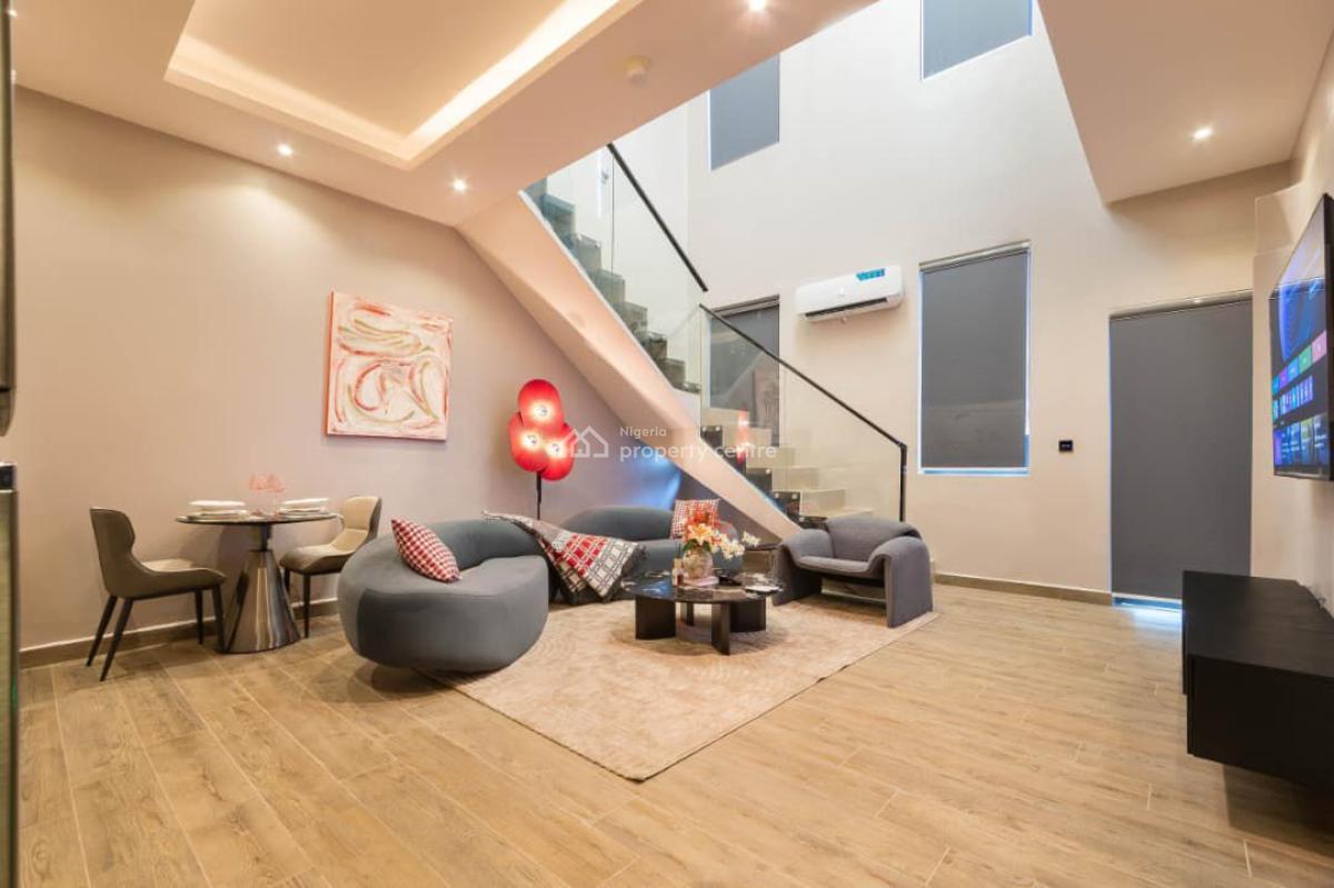 Classically Designed 1bedroom Loft with Pool, Balcony & Parking Space, 24/7 Power, Speedy Internet, Modern Decor, Comfortable Stay, Lekki, Lagos, Flat / Apartment Short Let