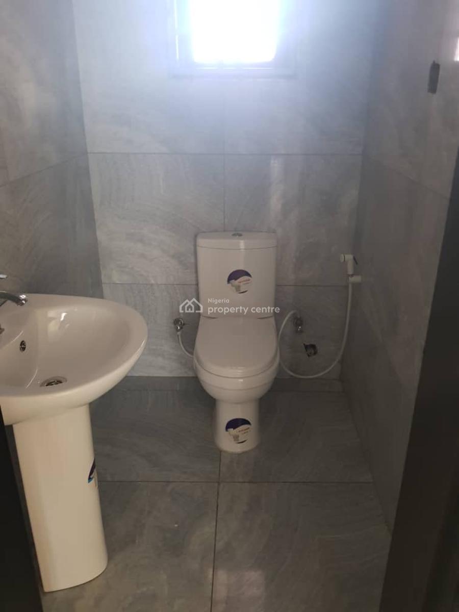 Hotter Deal Block Flat, Lekki Phase 2, Lekki, Lagos, Terraced Duplex for Rent