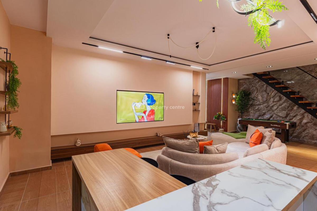 Luxury 2bedroom Maisonette with Ps5, Bathub, Picture Area, Snooker, Cozy& Aesthetic Space, Balcony, Housekeeping, for Comfort and Ease, Lekki Phase 1, Lekki, Lagos, Flat / Apartment Short Let