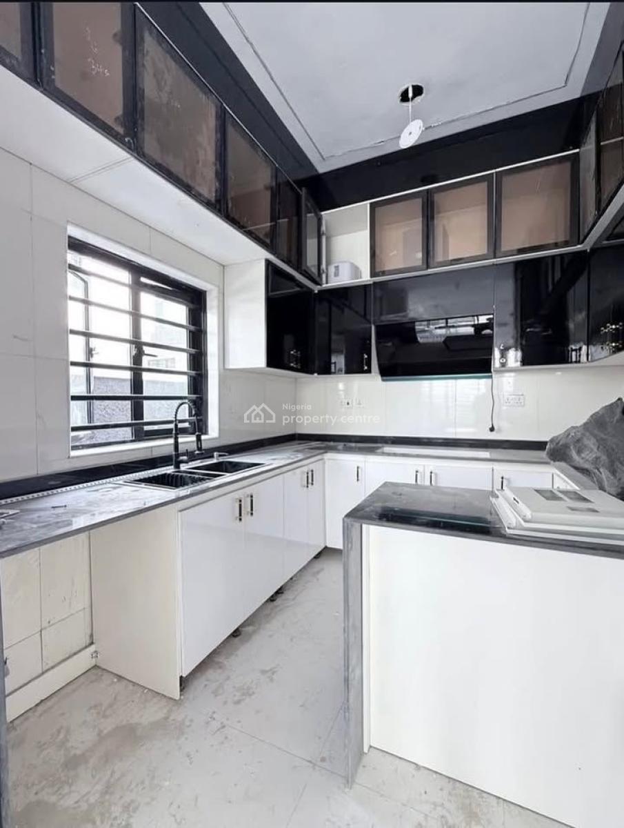 4 Bedroom Semi-detached Duplex with Bq, Ikota, Lekki, Lagos, Semi-detached Duplex for Rent