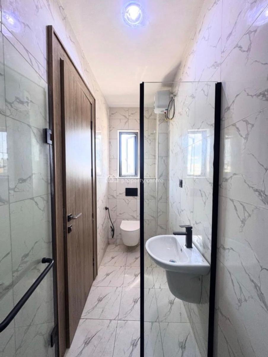 Luxury Two Bedroom Apartment, Lekki Phase 1, Lekki, Lagos, House for Sale