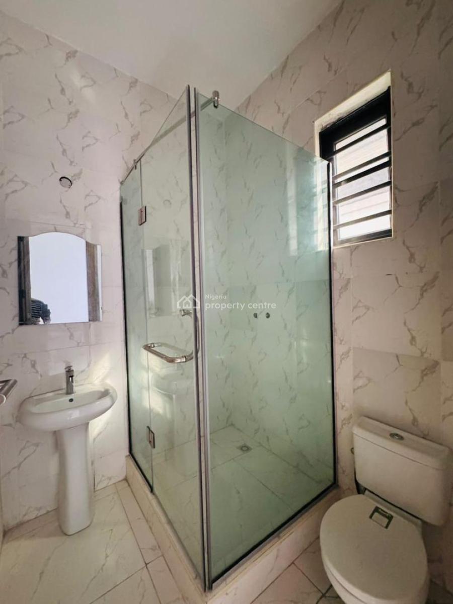 Ample Car Park. Nice 4 Bedroom Fully Detached Duplex with Bq, Orchid, Lekki, Lagos, Detached Duplex for Sale