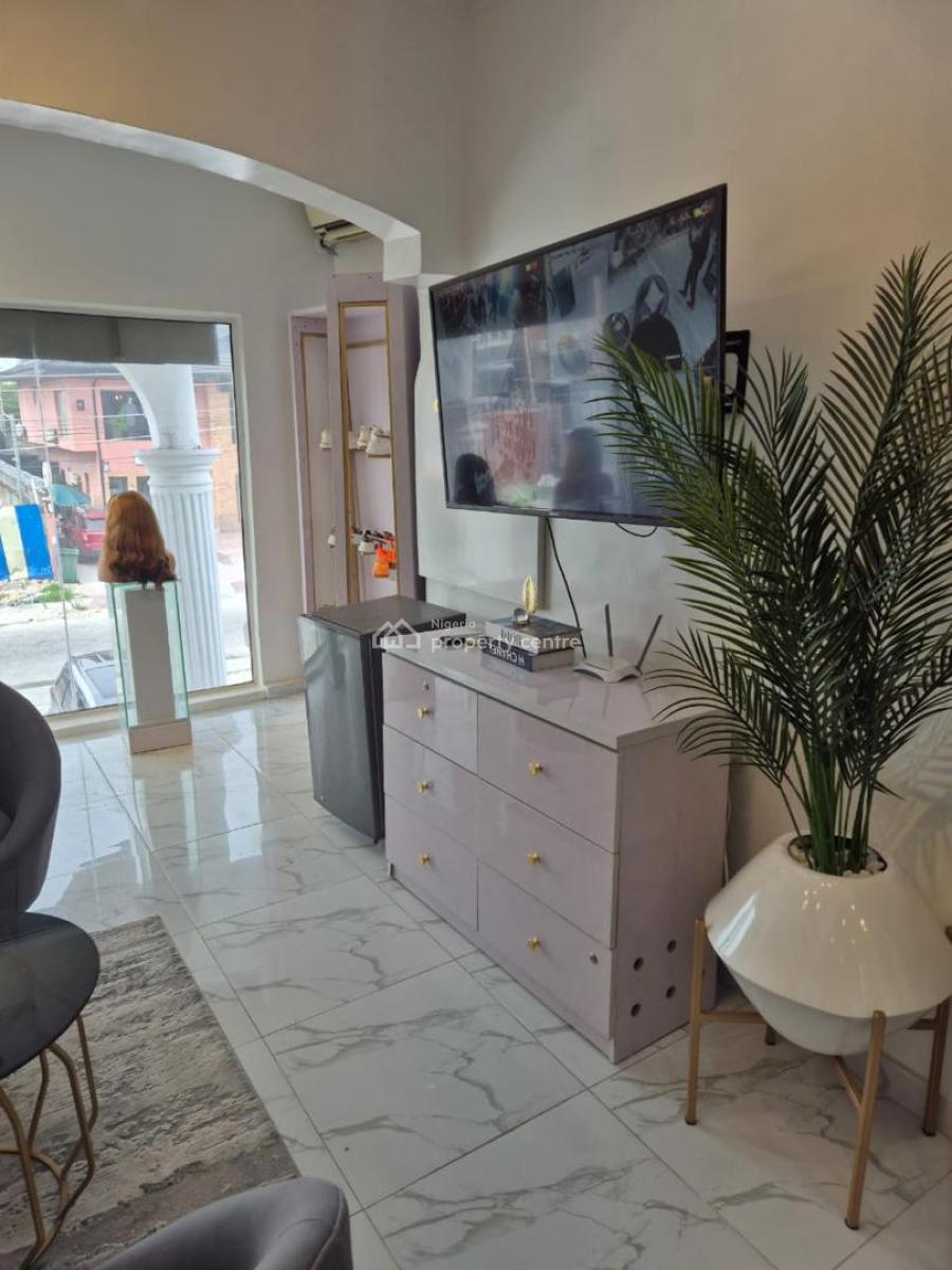 Shop for Ren, Omorire Johnson Street, Lekki, Lagos, Office Space for Rent