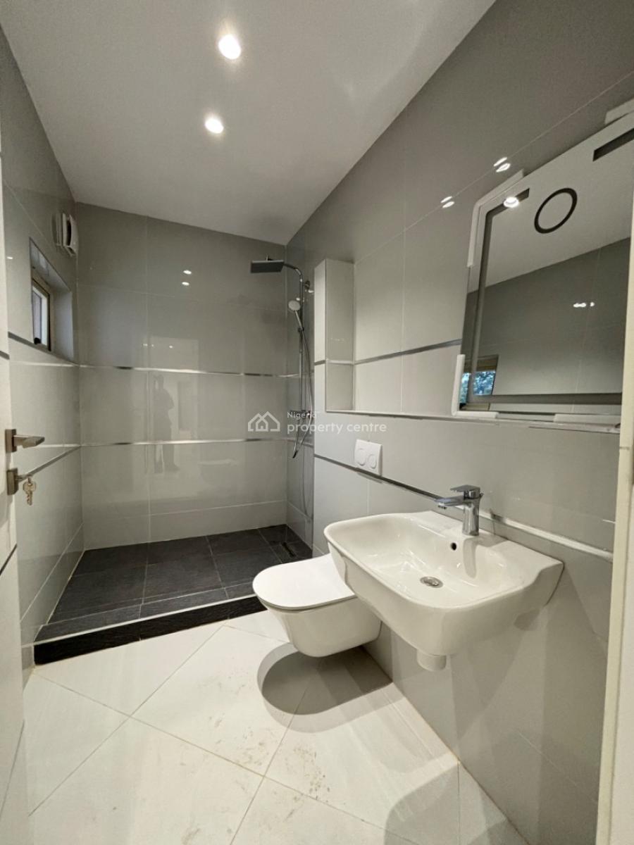 Luxury 12 Units of 3 Bedroom Apartments with a Bq, Pool and Gym., Ikoyi, Lagos, Flat / Apartment for Sale