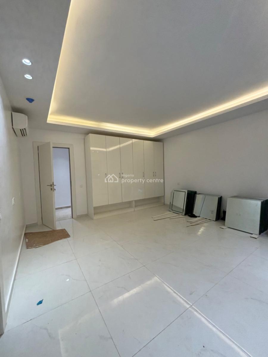 Luxury 12 Units of 3 Bedroom Apartments with a Bq, Pool and Gym., Ikoyi, Lagos, Flat / Apartment for Sale