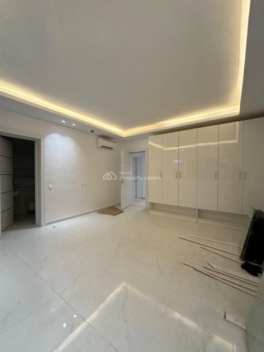 Luxury 12 Units of 3 Bedroom Apartments with a Bq, Pool and Gym., Ikoyi, Lagos, Flat / Apartment for Sale