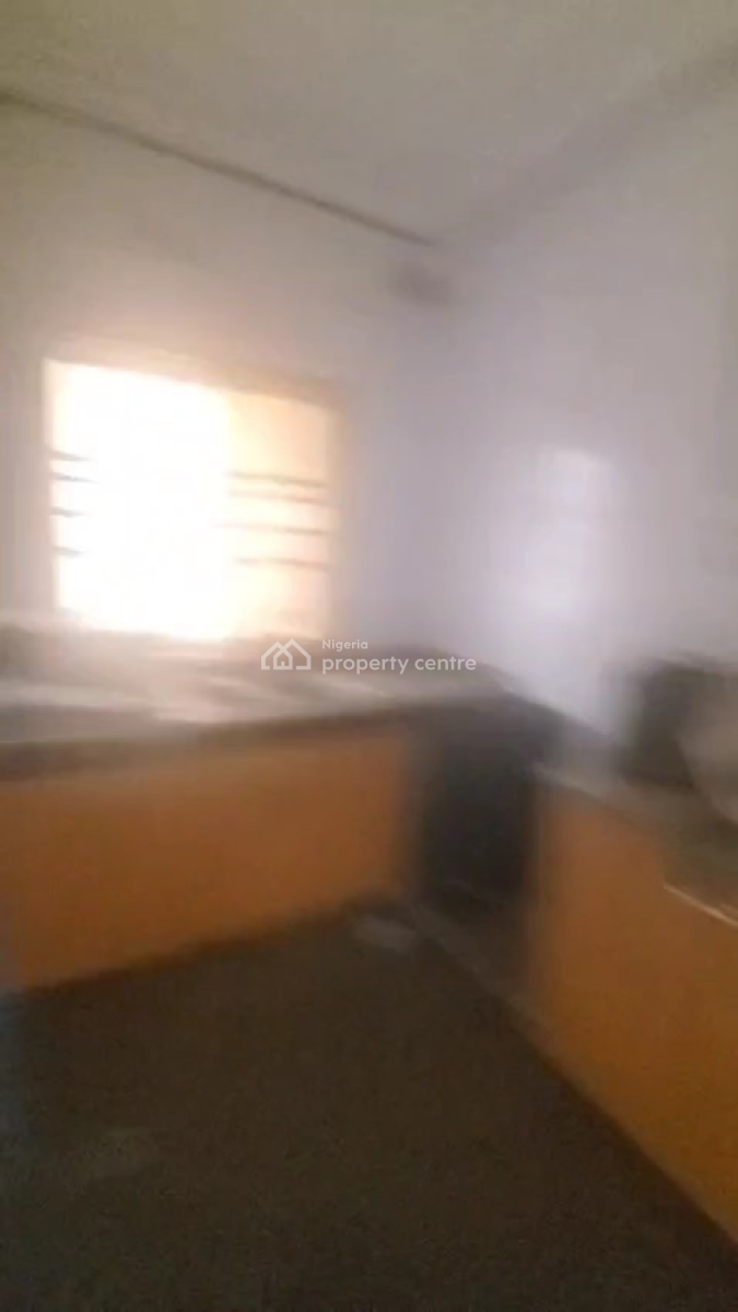 Super Luxury 4-bedroom Terrace Duplex with Bq -- Prime Location!, Apo Legislative Quarters, Apo, Abuja, Terraced Duplex for Rent