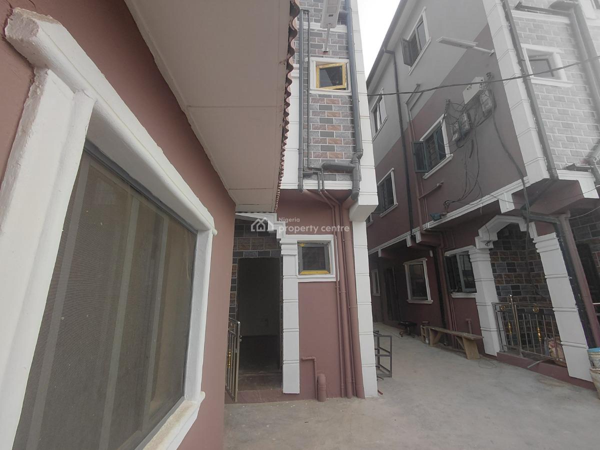 Executive Mini Flat, Bakare Oriola, Alapere, Ketu, Lagos, Mini Flat (room and Parlour) for Rent