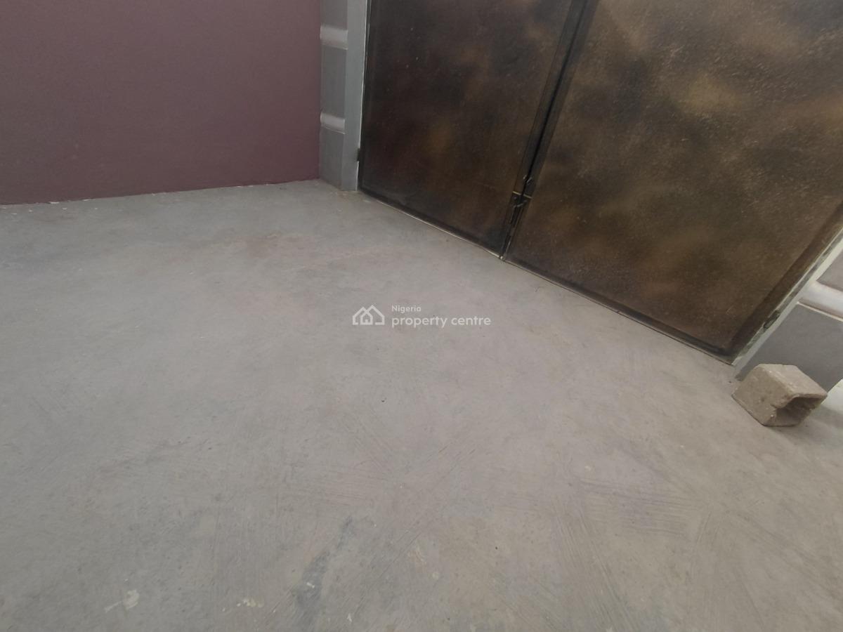 Executive Mini Flat, Bakare Oriola, Alapere, Ketu, Lagos, Mini Flat (room and Parlour) for Rent