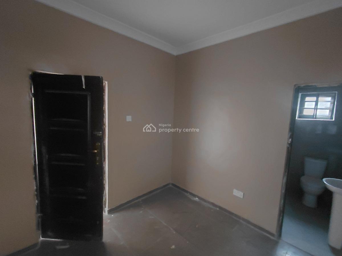 Executive Mini Flat, Bakare Oriola, Alapere, Ketu, Lagos, Mini Flat (room and Parlour) for Rent