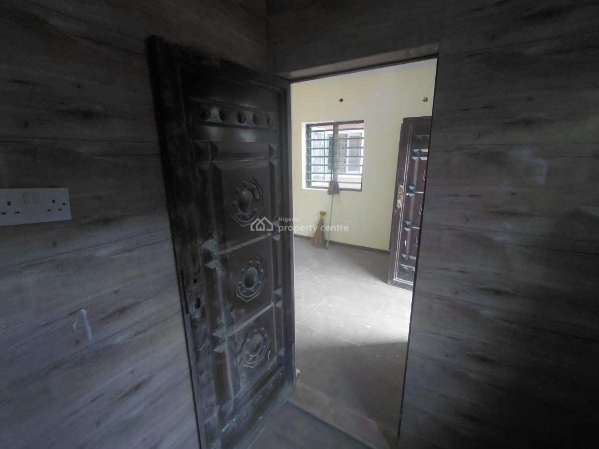 Executive Mini Flat, Bakare Oriola, Alapere, Ketu, Lagos, Mini Flat (room and Parlour) for Rent