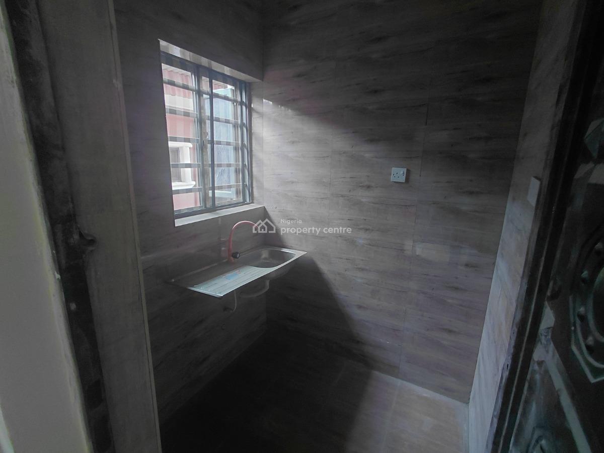 Executive Mini Flat, Bakare Oriola, Alapere, Ketu, Lagos, Mini Flat (room and Parlour) for Rent