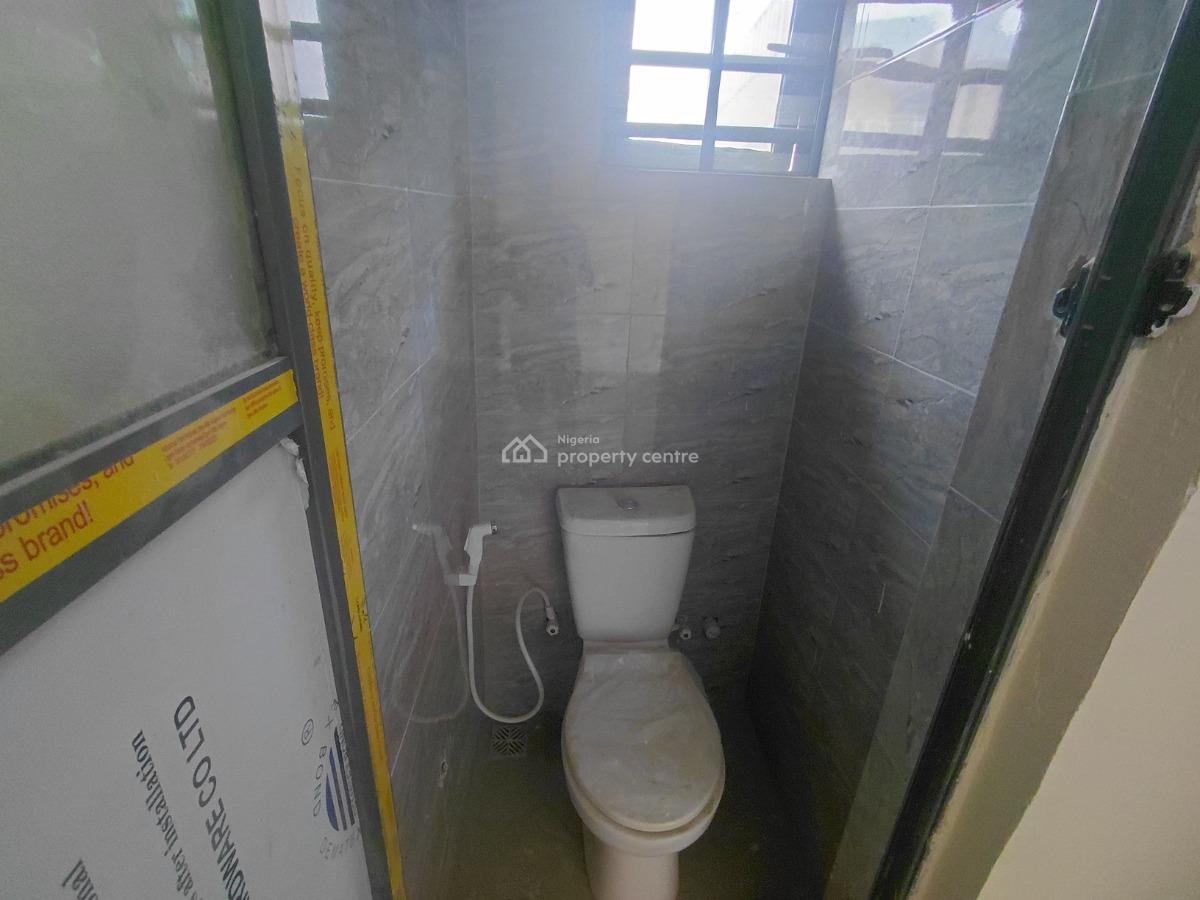 Executive Mini Flat, Bakare Oriola, Alapere, Ketu, Lagos, Mini Flat (room and Parlour) for Rent