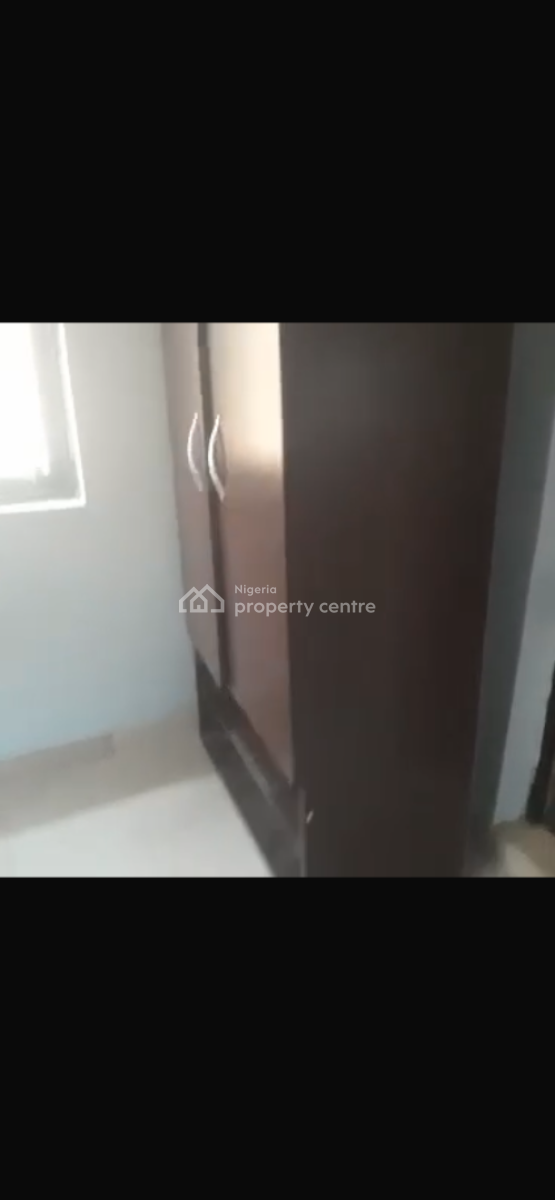 Well Maintained 2 Bedroom Flat with Pop and Rooms En-suite, Ojodu, Lagos, Flat / Apartment for Rent
