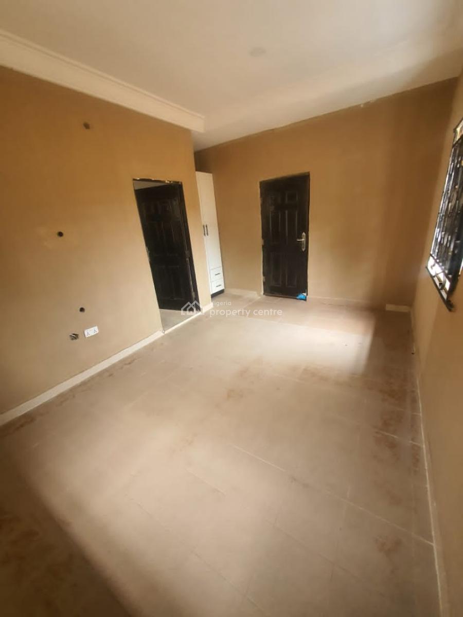 1 Bedroom Apartment for Both Commercial and Residential, Off Admiralty Way, Lekki Phase 1, Lekki, Lagos, Mini Flat (room and Parlour) for Rent