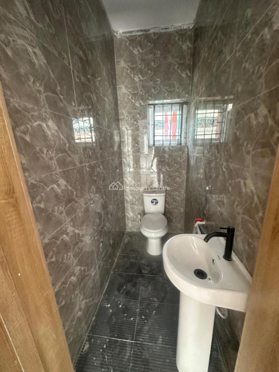 Luxury 3 Bedroom Apartment, Osapa, Lekki, Lagos, Flat / Apartment for Rent