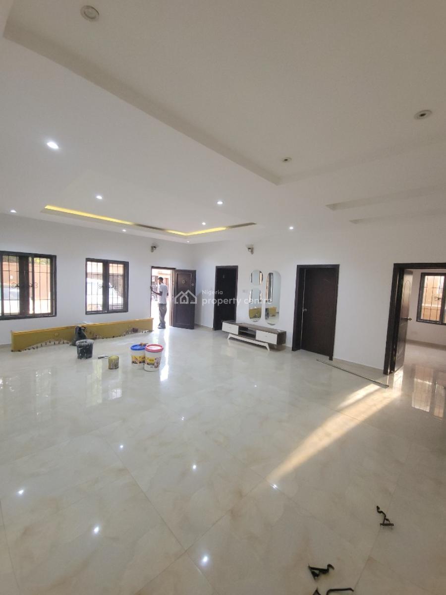 2bedroom Flat in Lekki Phase 1, Lekki Phase 1, Lekki, Lagos, Flat / Apartment for Rent