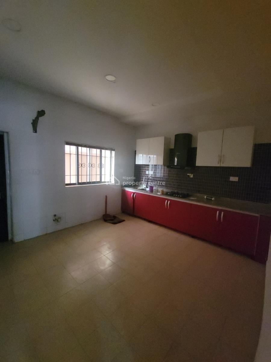 2bedroom Flat in Lekki Phase 1, Lekki Phase 1, Lekki, Lagos, Flat / Apartment for Rent