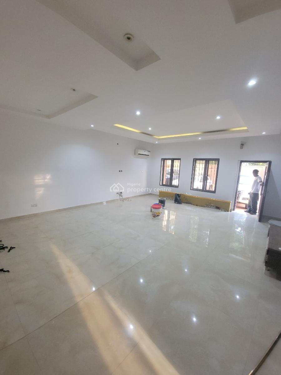 2bedroom Flat in Lekki Phase 1, Lekki Phase 1, Lekki, Lagos, Flat / Apartment for Rent