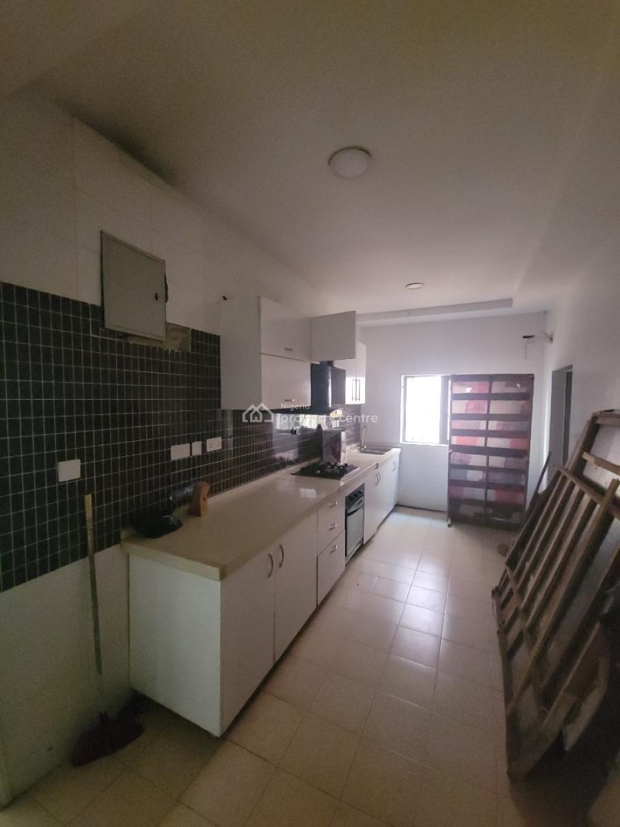 3 Bedrooms Flat, Lekki Phase 1, Lekki, Lagos, Flat / Apartment for Rent